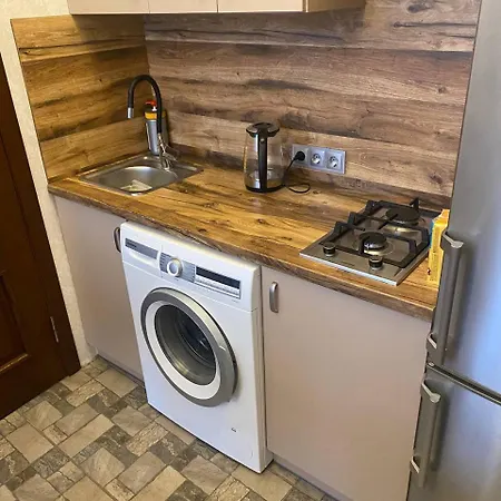 на вулиці антоновича Apartment Lviv